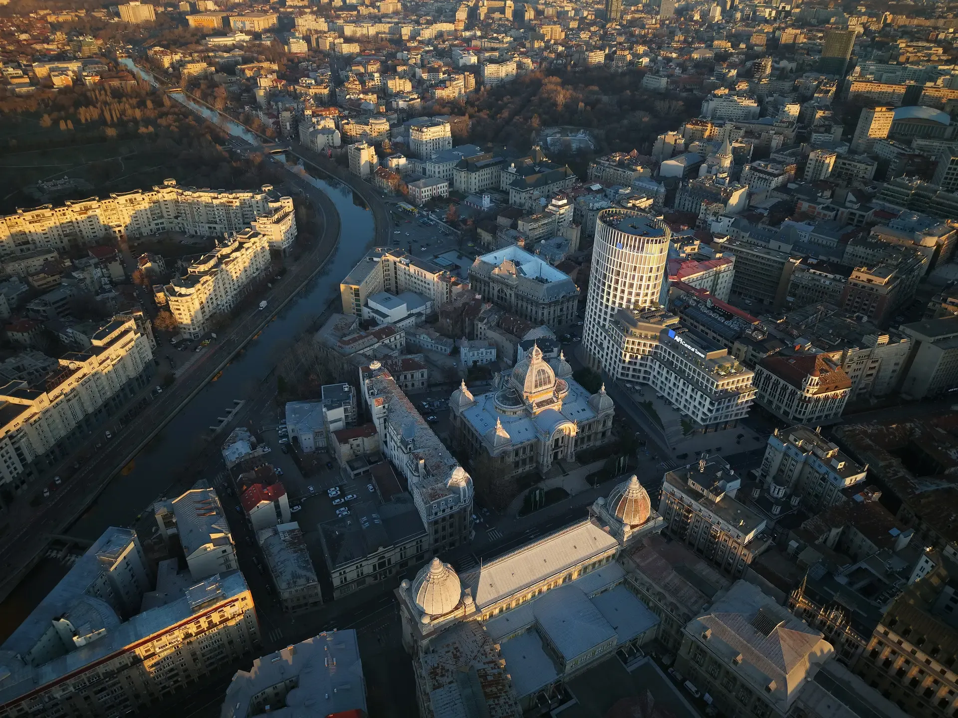 Tile AFI Central Tower