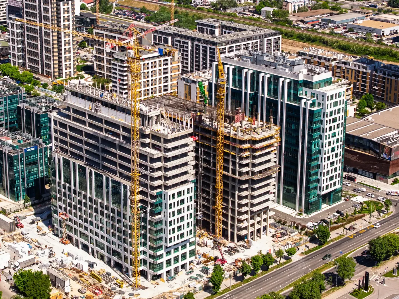 Tile AFI Airport City Business Avenue Tower 3
