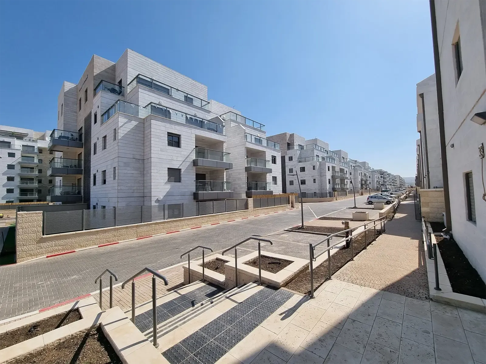 Savyone Shoham, Israel